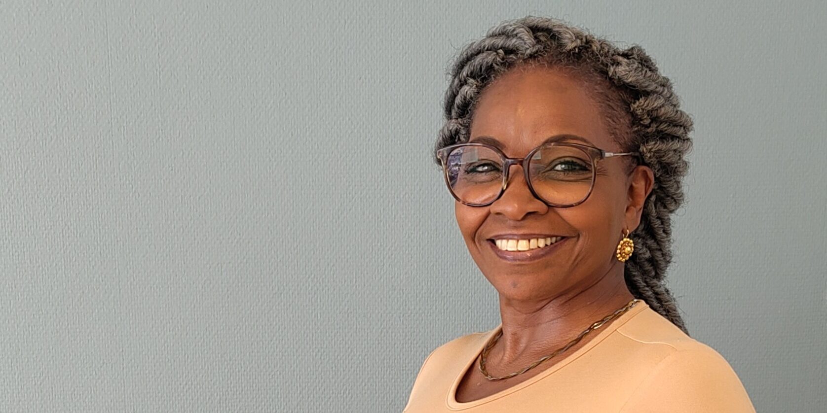 250903 pastor Coraline el Bethel breed